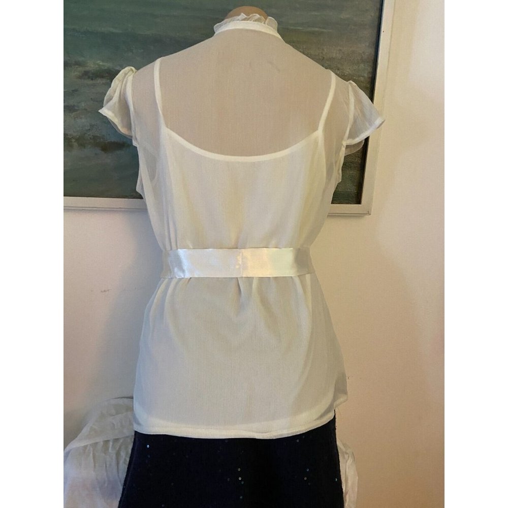 🌱   pretty creamy white lace Blouse women’s top matching silky cami NEW - Picture 12 of 14